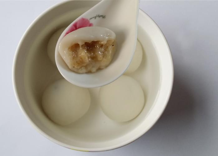 益利思銀耳蓮子湯圓