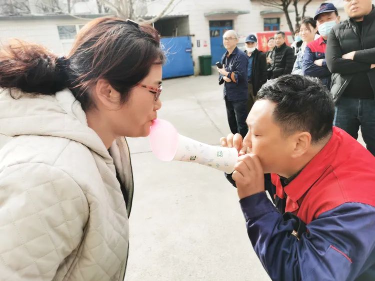 氣球傳遞