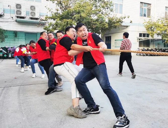 拔河比賽