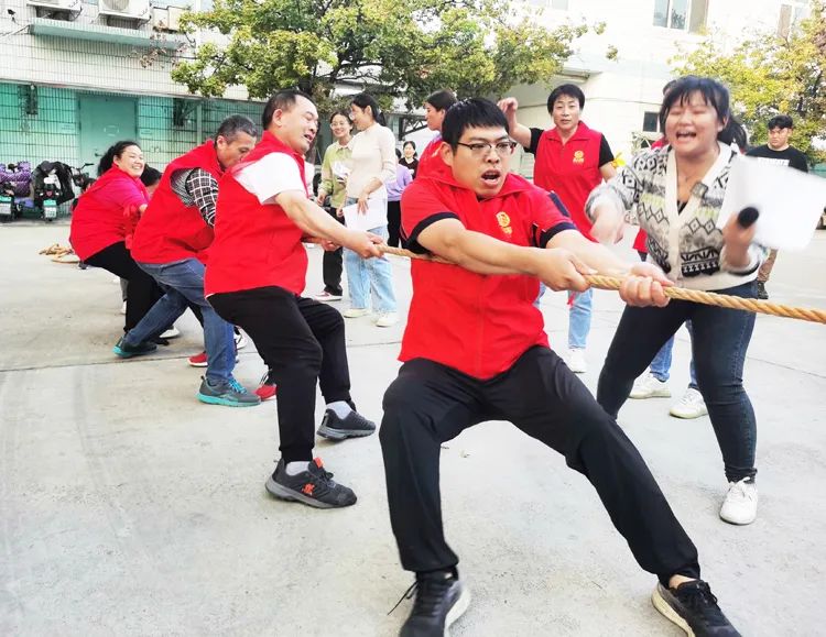 拔河比賽
