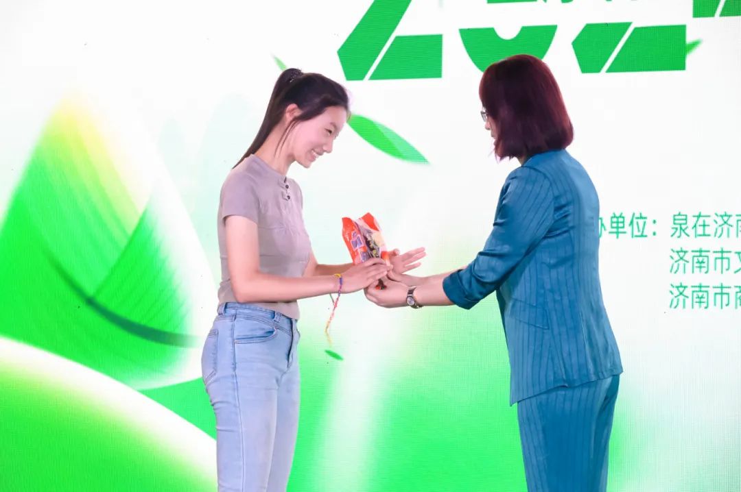 贈香粽送祝福 、學(xué)子行感恩禮