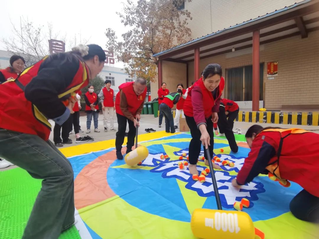 眼觀六路，守護(hù)小球