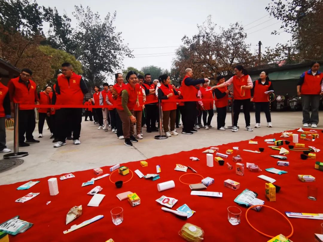 選手們摩拳擦掌，準(zhǔn)備就緒！