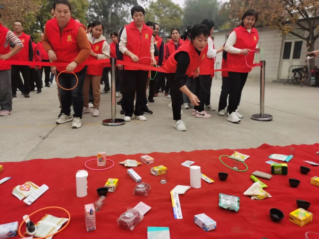 選手們摩拳擦掌，準(zhǔn)備就緒！