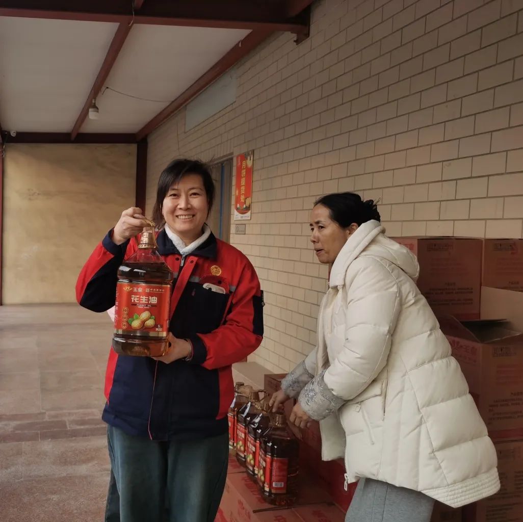福滿新春 關(guān)懷相伴