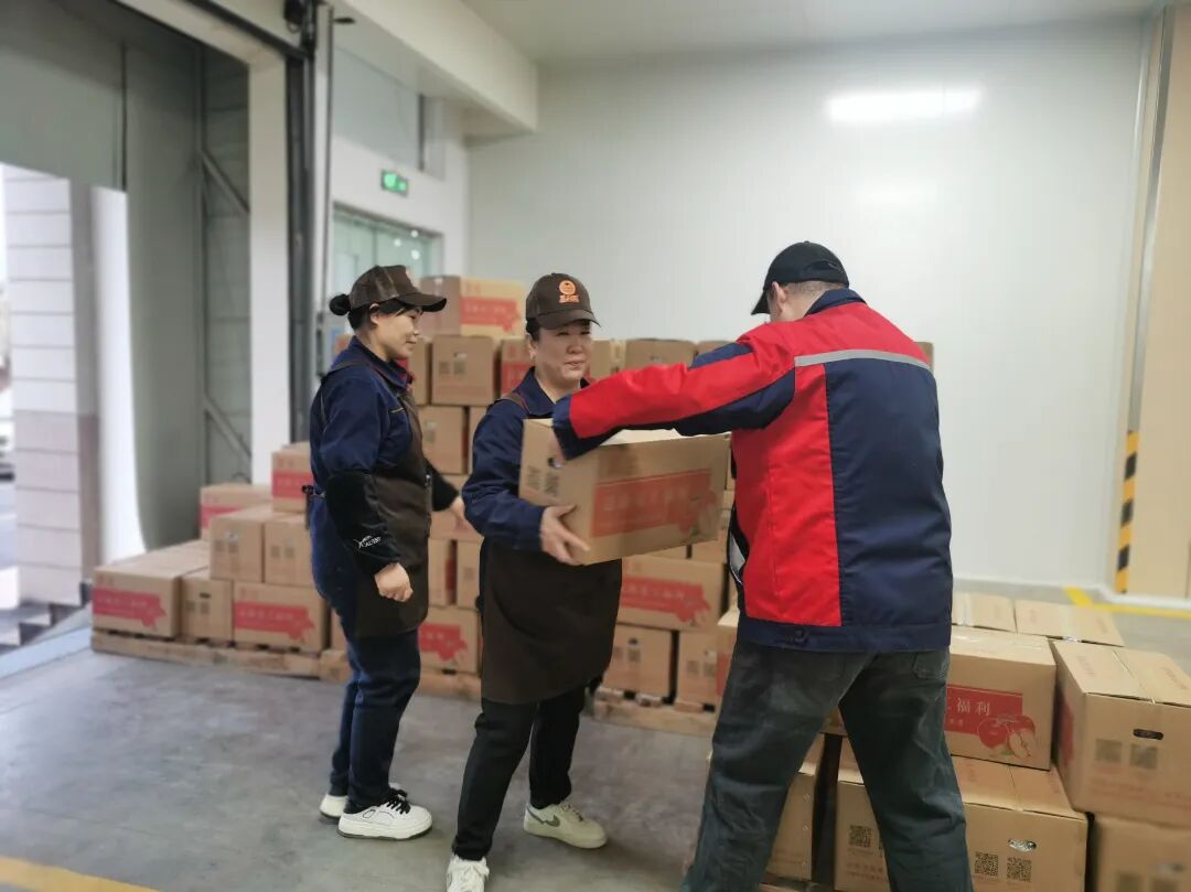 暖心福利，凝聚前行力量